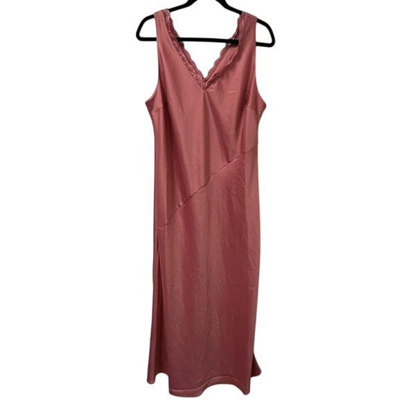 Nicole Miller Dresses & Skirts - Nicole Miller Rose Sleeveless Lace Trim Neckline Midi Dress Satin Size 12